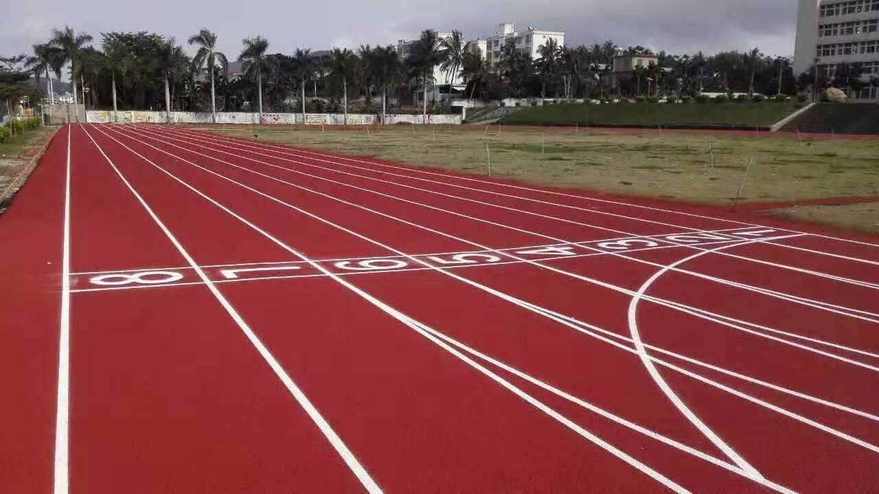 為什么要在塑膠跑道上跑步？其他跑道有什么危害，一起看看吧